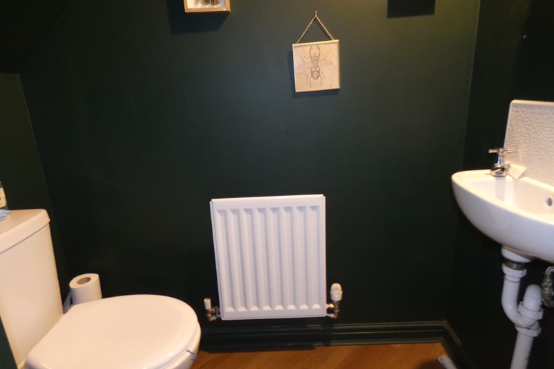 Ground Floor W/C- click for photo gallery